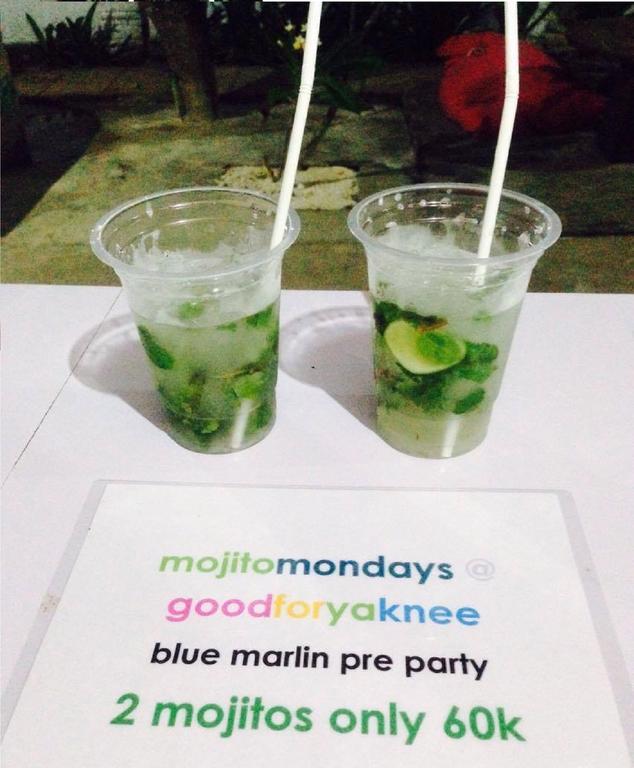 Good For Ya Knee Hostel & Bungalows (Adults Only) Gili Trawangan Buitenkant foto