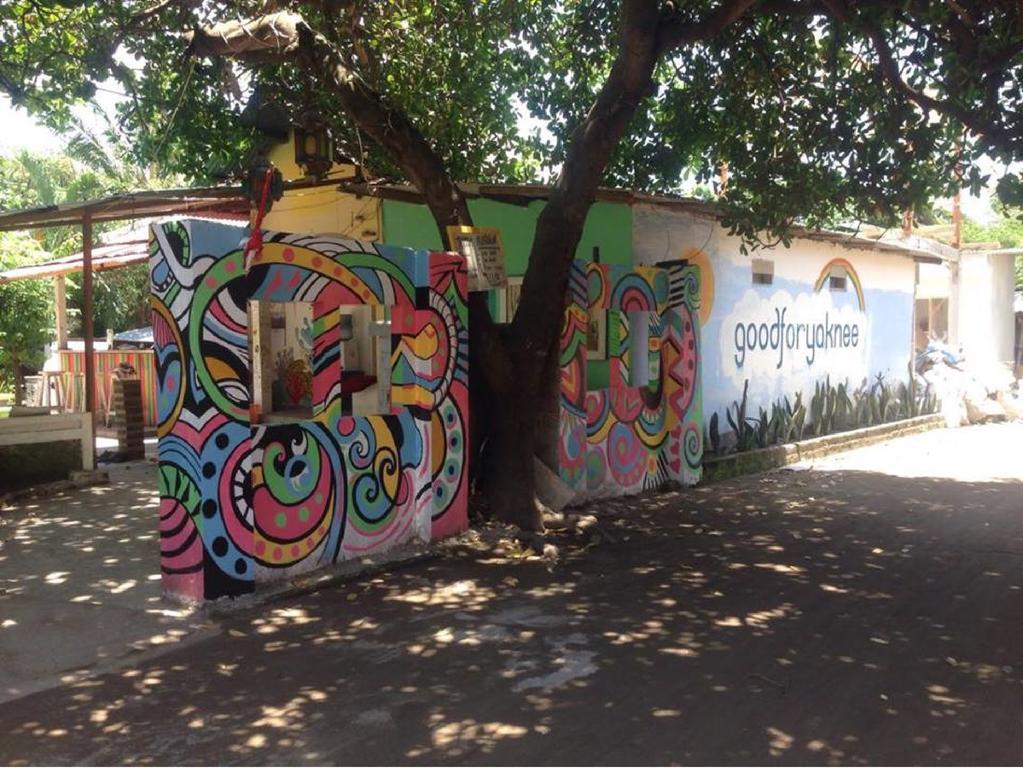 Good For Ya Knee Hostel & Bungalows (Adults Only) Gili Trawangan Buitenkant foto
