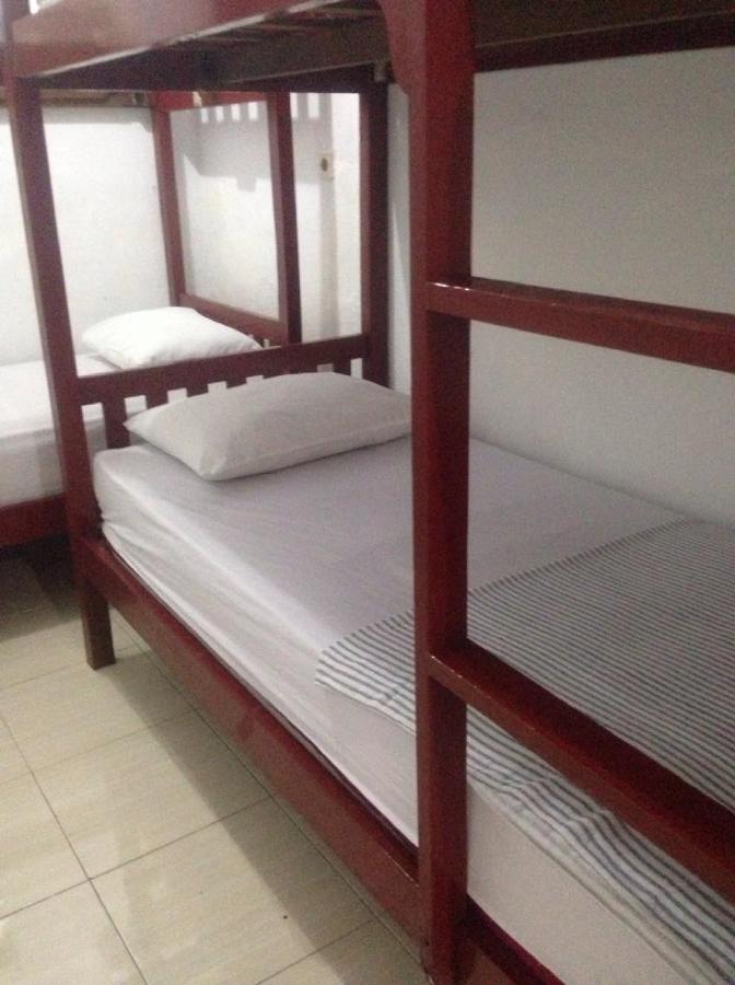 Good For Ya Knee Hostel & Bungalows (Adults Only) Gili Trawangan Buitenkant foto