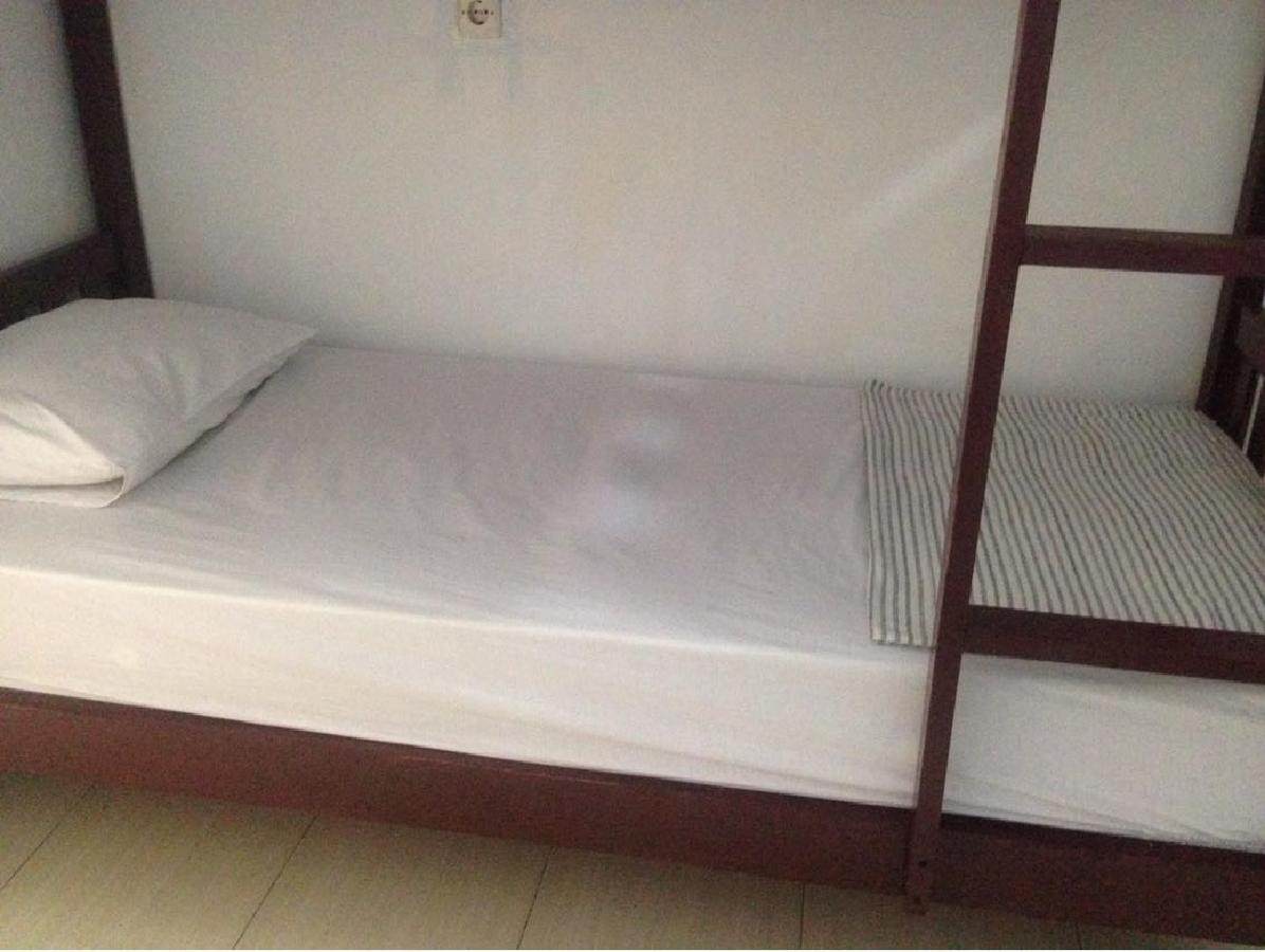 Good For Ya Knee Hostel & Bungalows (Adults Only) Gili Trawangan Buitenkant foto